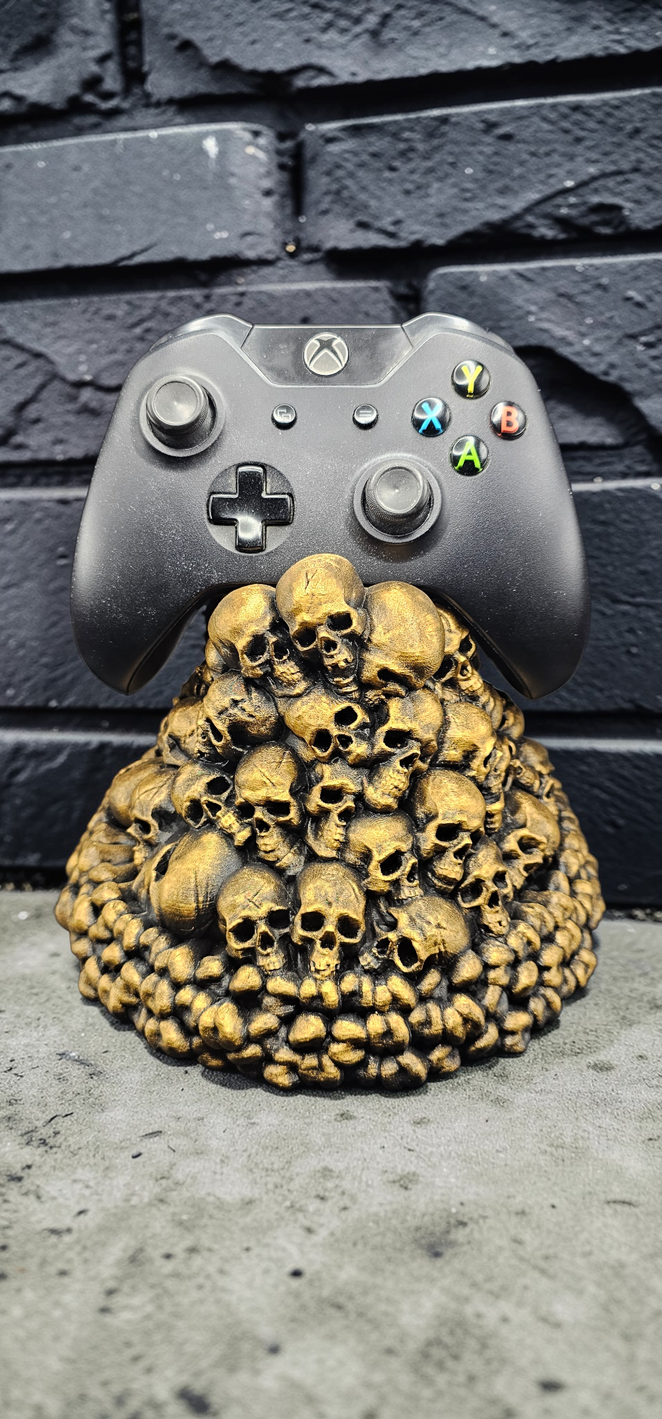 Skull Pile Controller Holder – Xbox & PlayStation Compatible - 3D Printed