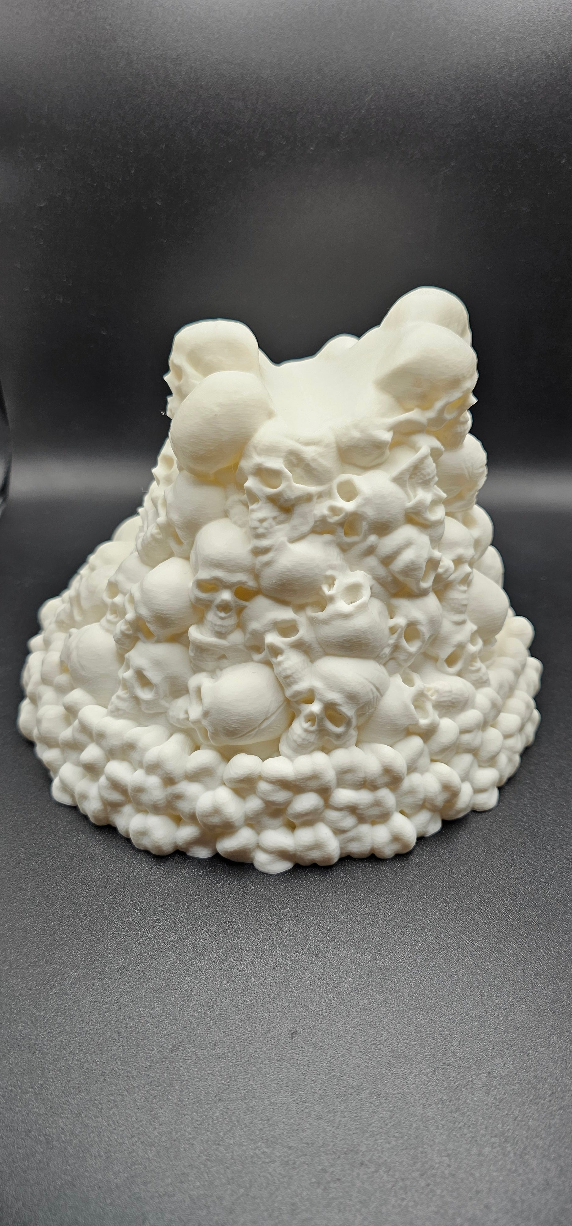 Skull Pile Controller Holder – Xbox & PlayStation Compatible - 3D Printed
