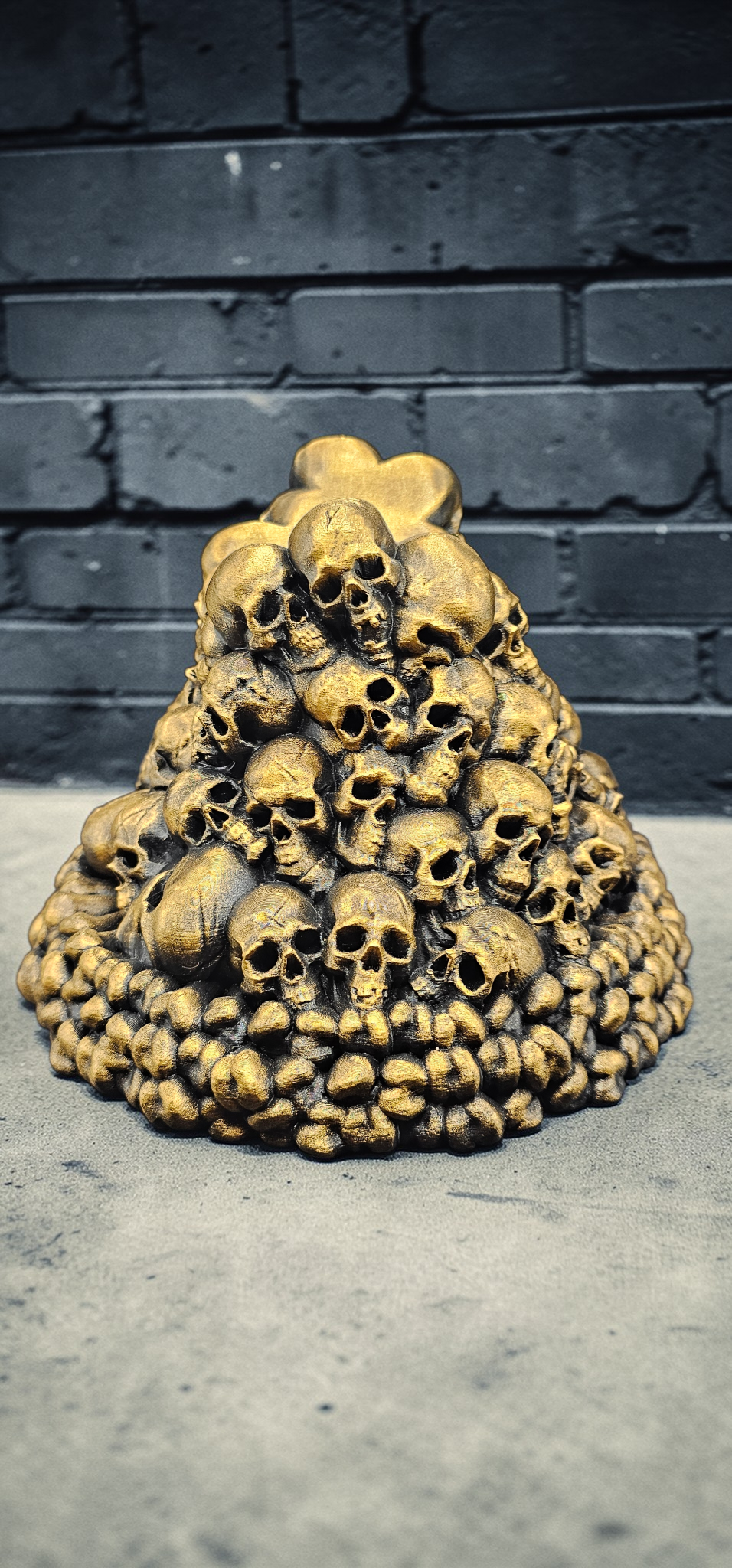 Skull Pile Controller Holder – Xbox & PlayStation Compatible - 3D Printed