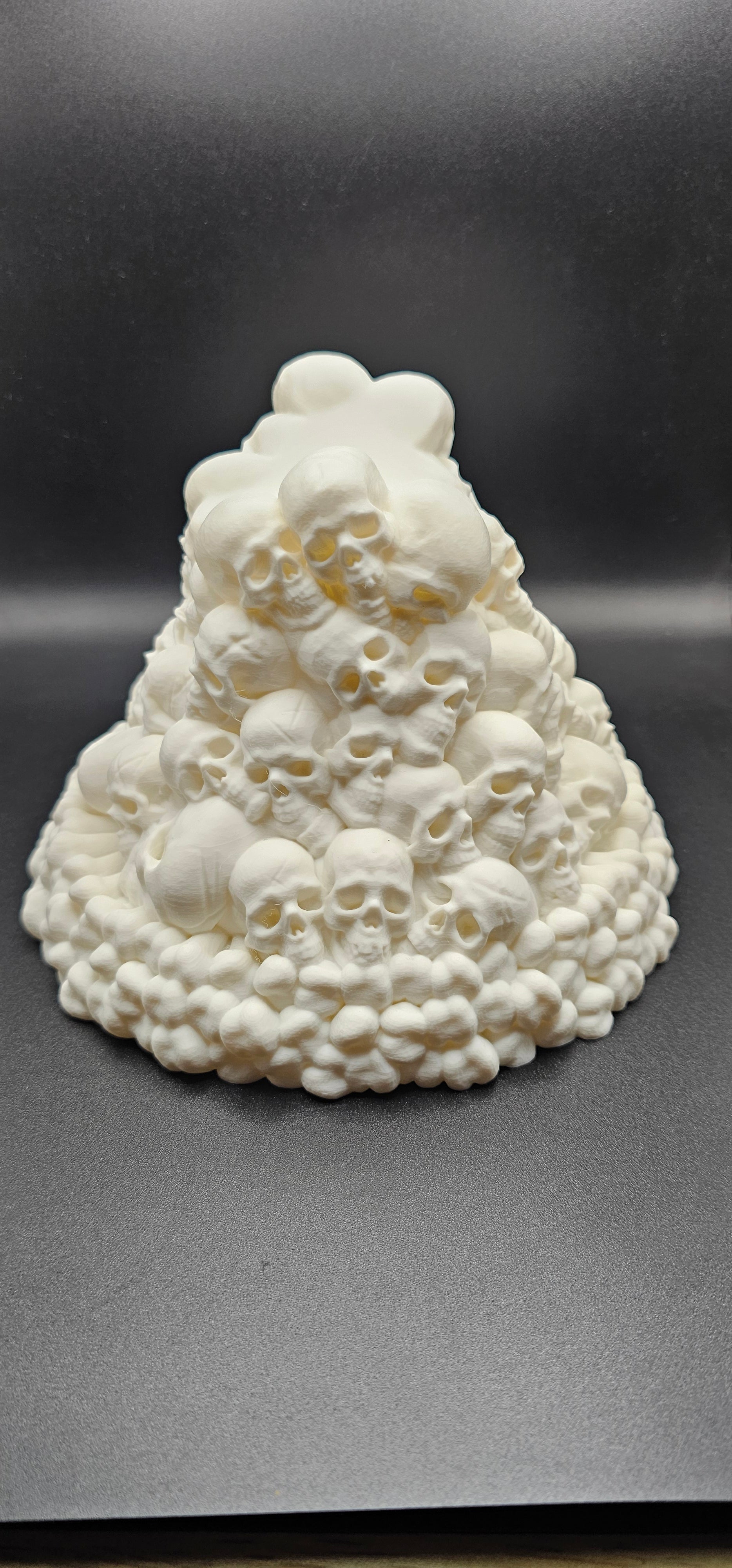 Skull Pile Controller Holder – Xbox & PlayStation Compatible - 3D Printed